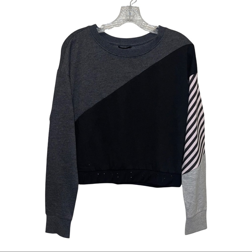 NWT Victoria Secret Women Top Size S